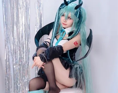 草莓羽衣 – 初音ミク：その細ネギ、折れちゃった [33P2V]